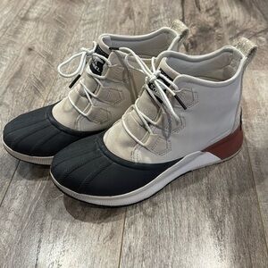 Sorel out n about III boots